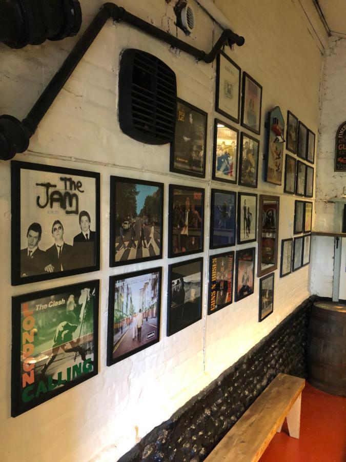 The Crown InnSmallburgh エクステリア 写真
