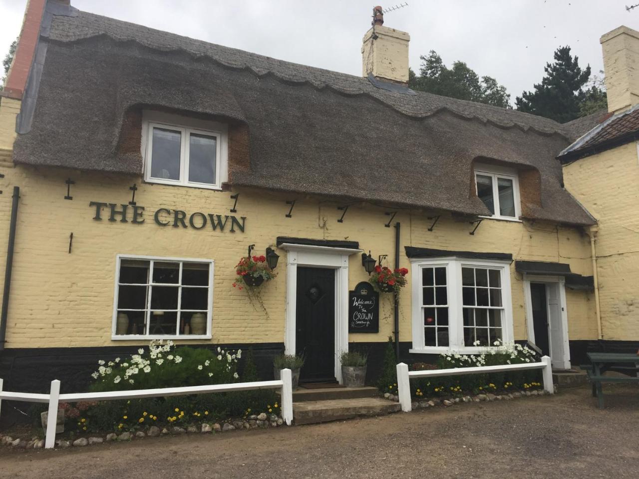 The Crown InnSmallburgh エクステリア 写真
